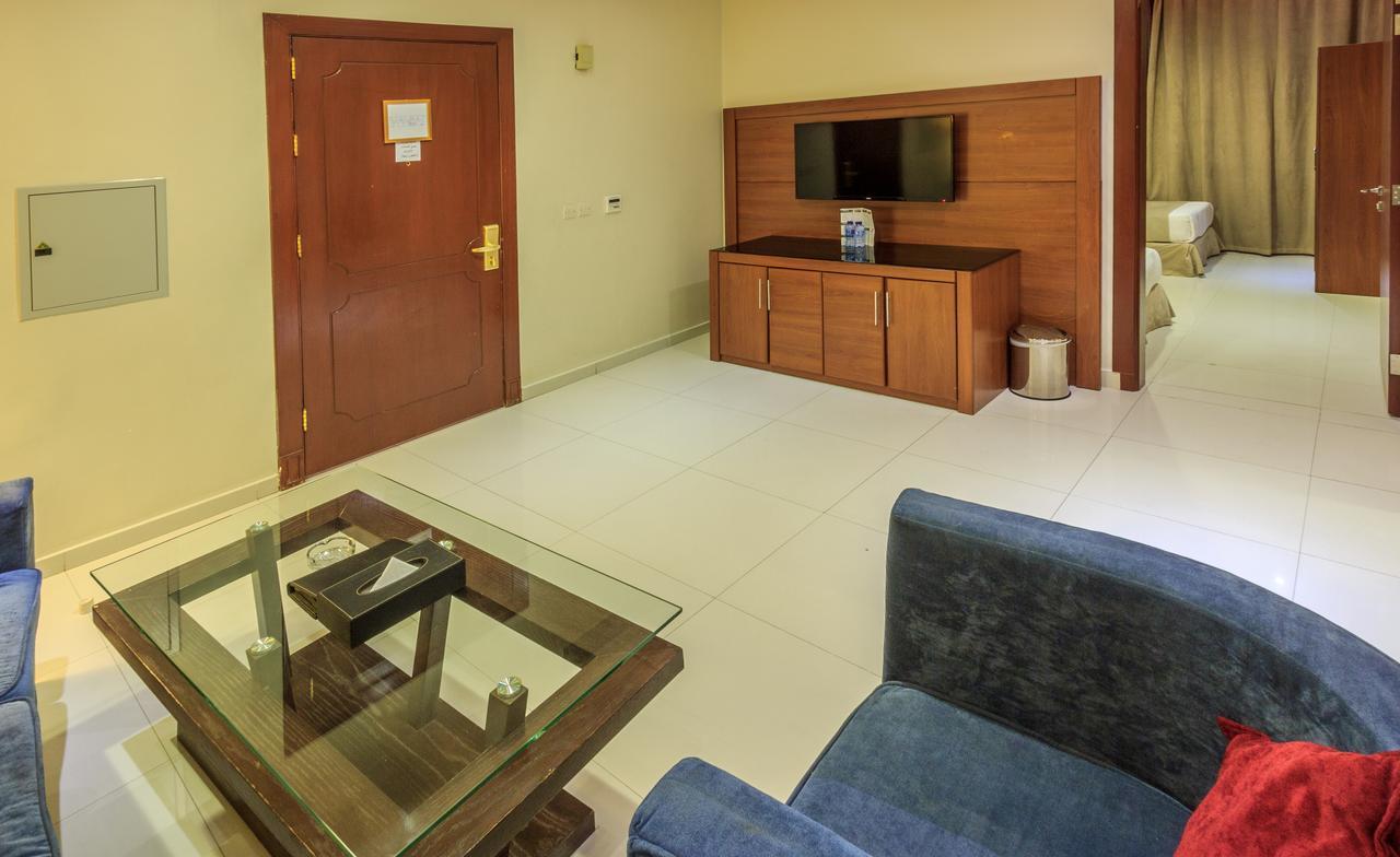 Al Muhaidb Down Town - King Fahd Road Riad Exterior foto